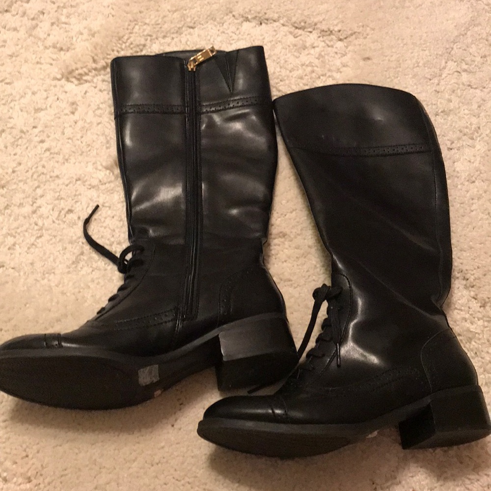 Boots - Picture 5 of 6
